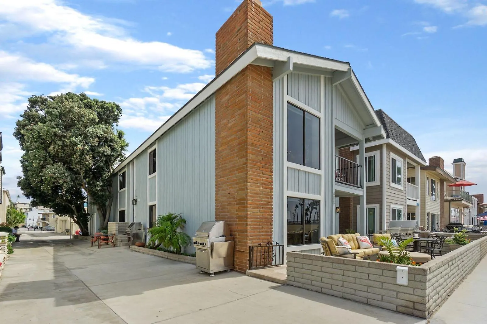 Holiday home 2 Homes Rented Together On The Oceanfront Newport Beach
