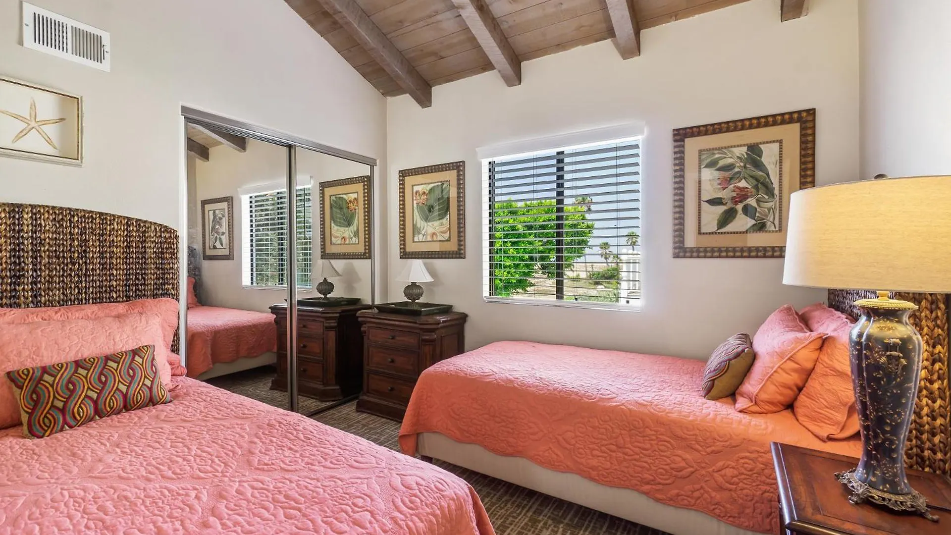Holiday home 2 Homes Rented Together On The Oceanfront Newport Beach